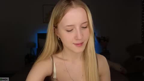 Snapshot of adele_armas chatting on 02/24/26, 09:24 Adele online show from 02/24/26, 09:24