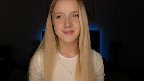 Adele online show from 04/14/26, 08:59