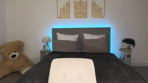 Adele online show from 04/16/26, 08:53