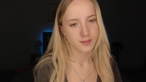 Adele online show from 04/26/26, 08:50