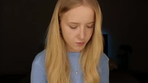 Adele online show from 05/12/26, 09:01