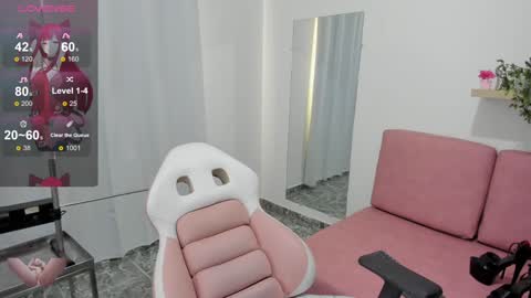 Snapshot of adele_latinlady chatting on 02/05/25, 08:46 Sofi online show from 02/05/25, 08:46