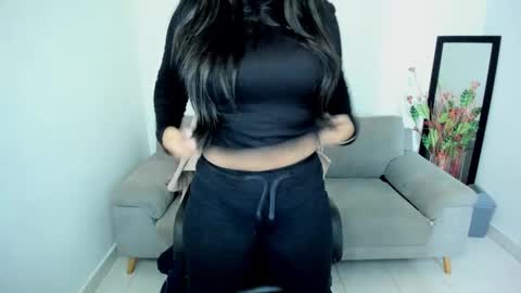 Snapshot of adele_sweett chatting on 02/02/26, 10:25 Carolina online show from 02/02/26, 10:25