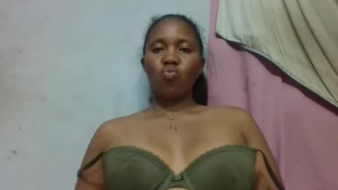 adelealy online show from 05/09/26, 07:19