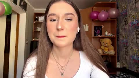 Snapshot of adeleapel chatting on 02/19/26, 09:16 Poly online show from 02/19/26, 09:16