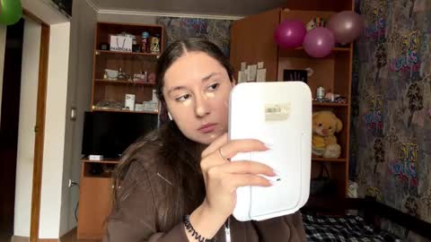 Snapshot of adeleapel chatting on 02/26/26, 10:14 Poly online show from 02/26/26, 10:14