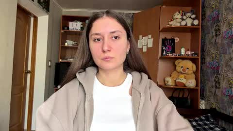 Snapshot of adeleapel chatting on 03/30/26, 08:59 Poly online show from 03/30/26, 08:59