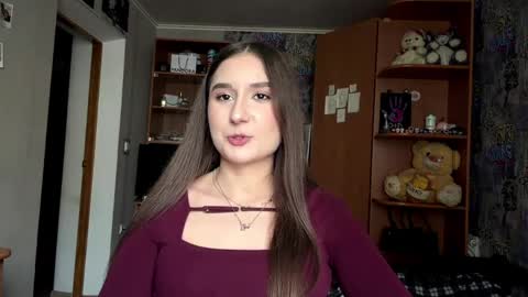 Snapshot of adeleapel chatting on 04/06/26, 11:11 Poly online show from 04/06/26, 11:11