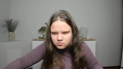 Snapshot of adelecruzz chatting on 01/19/25, 03:53 adelecruzz online show from 01/19/25, 03:53