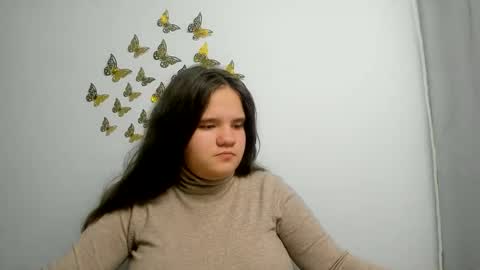 Snapshot of adelecruzz chatting on 01/22/25, 04:23 adelecruzz online show from 01/22/25, 04:23