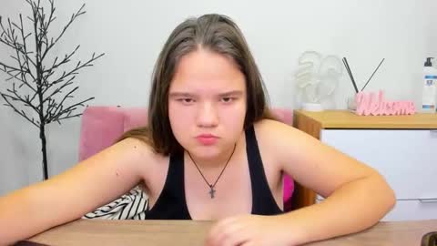 Snapshot of adelecruzz chatting on 02/11/25, 04:56 adelecruzz online show from 02/11/25, 04:56