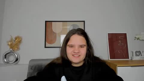 Snapshot of adelecruzz chatting on 03/03/25, 01:20 adelecruzz online show from 03/03/25, 01:20