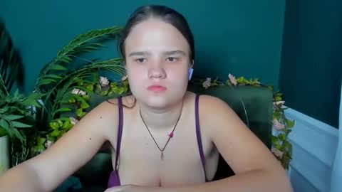 adelecruzz online show from 03/29/26, 12:05