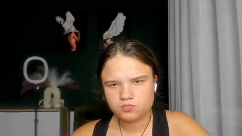 Snapshot of adelecruzz chatting on 07/06/26, 03:36 adelecruzz online show from 07/06/26, 03:36