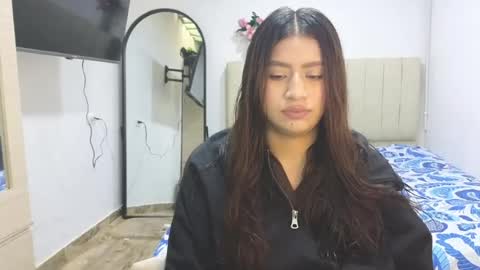 adellein foxx online show from 07/14/26, 06:24