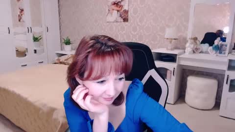 Snapshot of adelemoran chatting on 02/28/25, 06:52 AdeleMoran online show from 02/28/25, 06:52