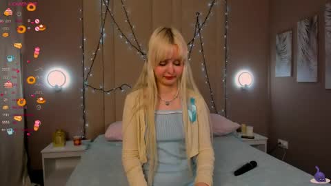 adelesilvy online show from 03/28/26, 01:49