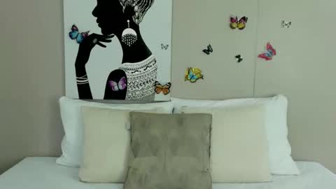 Adele Smithh online show from 11/22/25, 11:42