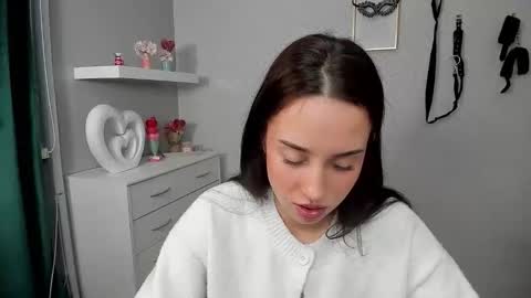 Adele online show from 04/02/26, 05:38