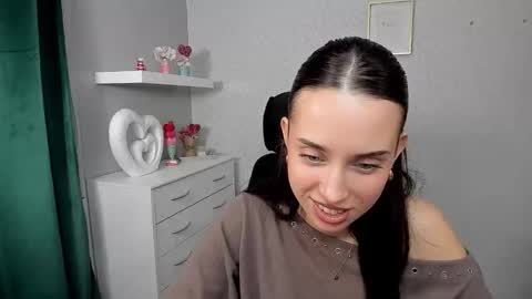 Adele online show from 04/03/26, 05:38