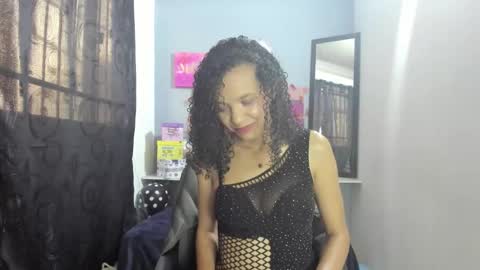 Snapshot of adeleth_blue chatting on 10/11/25, 01:09 Adeleth online show from 10/11/25, 01:09