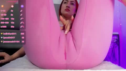 adelinaconte1 online show from 01/20/25, 10:48