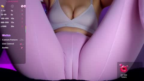 adelinaconte1 online show from 01/07/26, 01:02