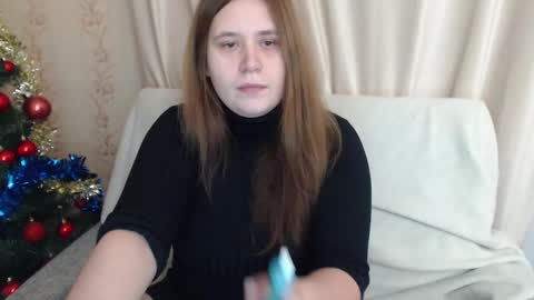 Snapshot of adelinalawson chatting on 01/12/25, 03:03 adelinalawson online show from 01/12/25, 03:03