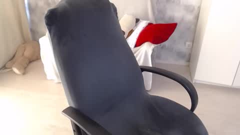 Snapshot of adelinalawson chatting on 09/23/25, 09:34 adelinalawson online show from 09/23/25, 09:34