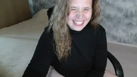 Snapshot of adelinalawson chatting on 06/27/26, 12:22 adelinalawson online show from 06/27/26, 12:22
