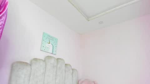 dahia  online show from 04/25/26, 02:14
