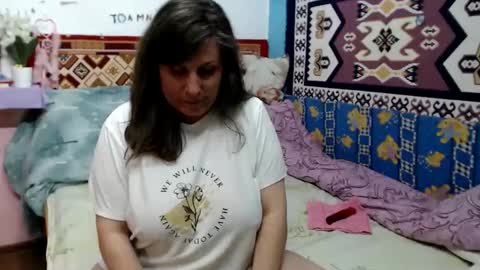 adelinemilf online show from 05/09/26, 11:15