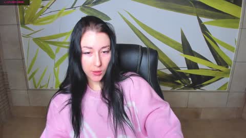 Snapshot of adell_berry chatting on 01/14/25, 02:08 Adel online show from 01/14/25, 02:08