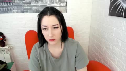 Snapshot of adell_berry chatting on 02/15/25, 06:02 Adel online show from 02/15/25, 06:02