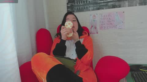 Adel online show from 11/01/25, 06:59