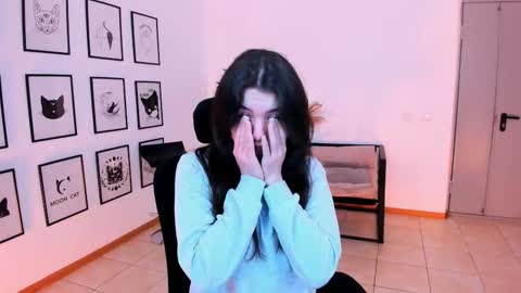 Snapshot of adelleb chatting on 01/24/25, 11:59 Your sweet girl online show from 01/24/25, 11:59