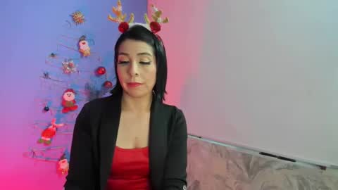 Snapshot of adellelennox_cg chatting on 12/29/24, 11:18 Adelle online show from 12/29/24, 11:18