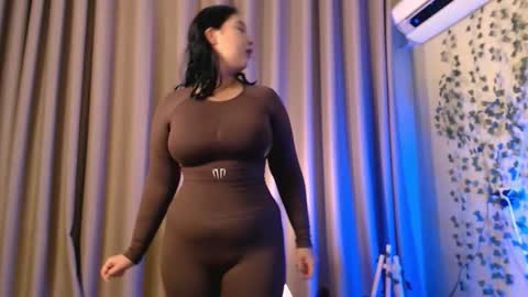 mostly online 22-04 gmt3 subscribe to tg chanel   online show from 10/28/25, 10:12