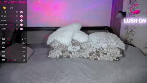 Adelyn online show from 12/19/24, 04:23