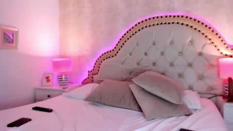 Im Adhara  online show from 06/11/26, 12:32