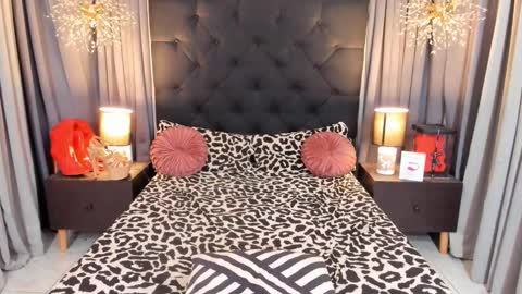 Snapshot of adiannacumforyou chatting on 12/13/24, 09:46 Siobe online show from 12/13/24, 09:46