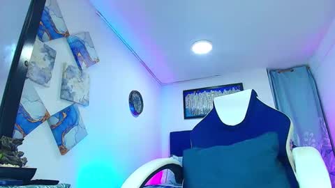   DALIL ADIL AMIN online show from 01/16/26, 08:24