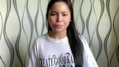 Snapshot of admelioraxxx chatting on 05/04/26, 03:35 KATE MORE online show from 05/04/26, 03:35
