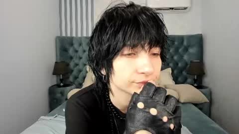 Snapshot of adonbev chatting on 06/28/26, 05:24 adonbev online show from 06/28/26, 05:24