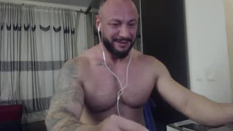 Snapshot of adonis_dionysos chatting on 11/20/25, 01:11 adonis_dionysos online show from 11/20/25, 01:11