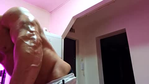 Adonis online show from 12/02/25, 07:31