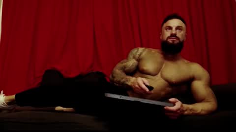 Adonis online show from 03/08/26, 06:12