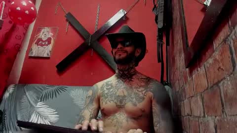 Snapshot of adonisgel999 chatting on 02/20/26, 12:40 demon online show from 02/20/26, 12:40