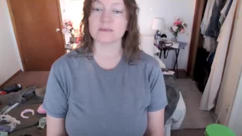 adorable22 online show from 04/01/26, 11:55