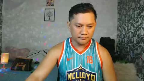 Snapshot of adorableasianboy chatting on 05/28/26, 12:35 adorableasianboy online show from 05/28/26, 12:35